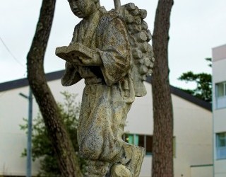 ショッカーの労働環境。